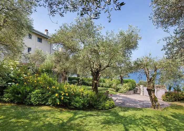 Villa Claudia With Private Pool